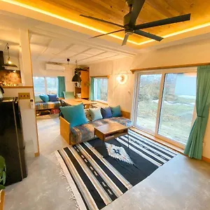  別荘 Kojohama Base Onsen温泉付き